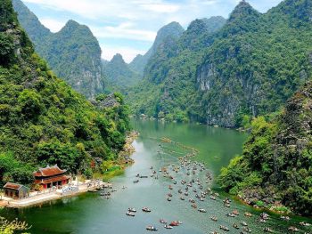 LPC Travel - LaPace Travel - Ninh Binh Tour - Tam Coc - Mua Cave Adventure - ninh-binh-lpctravel