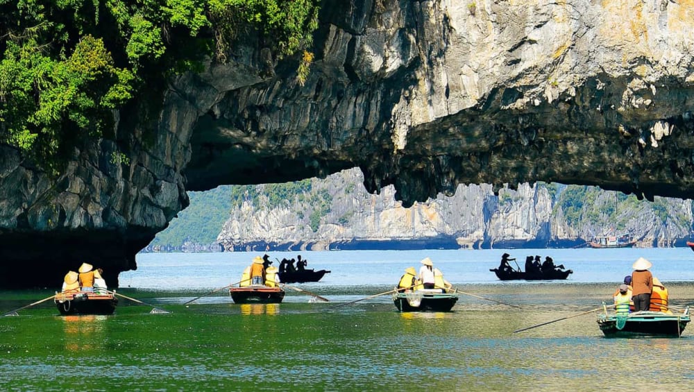 Luon-Cave-LPC Travel - La Pace travel - Inbound tour - Cruise Tour-Customized tour