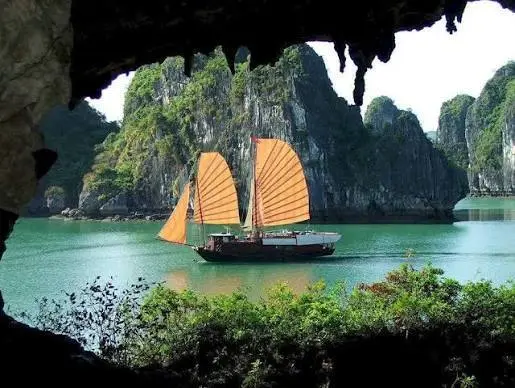 trinh-nu-cave-ha-long
